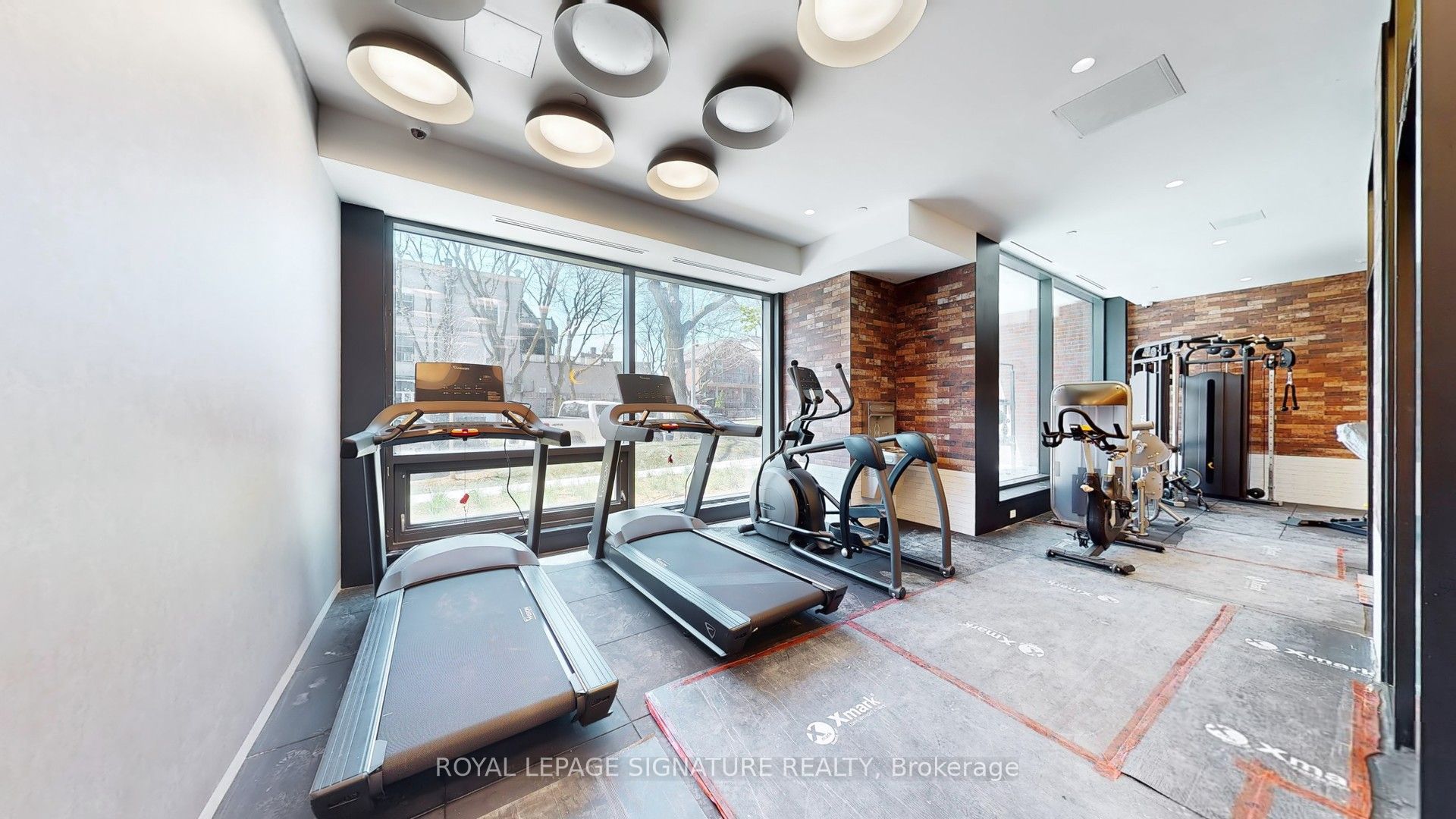 1200 Dundas Street W, #203
