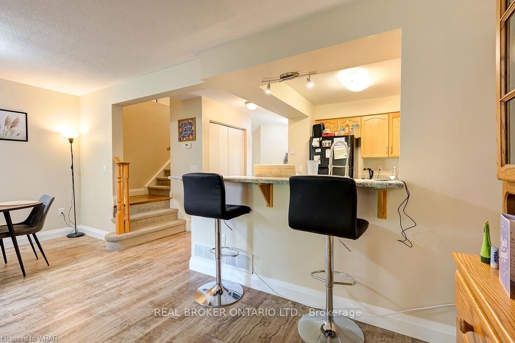 555 Mariner Drive