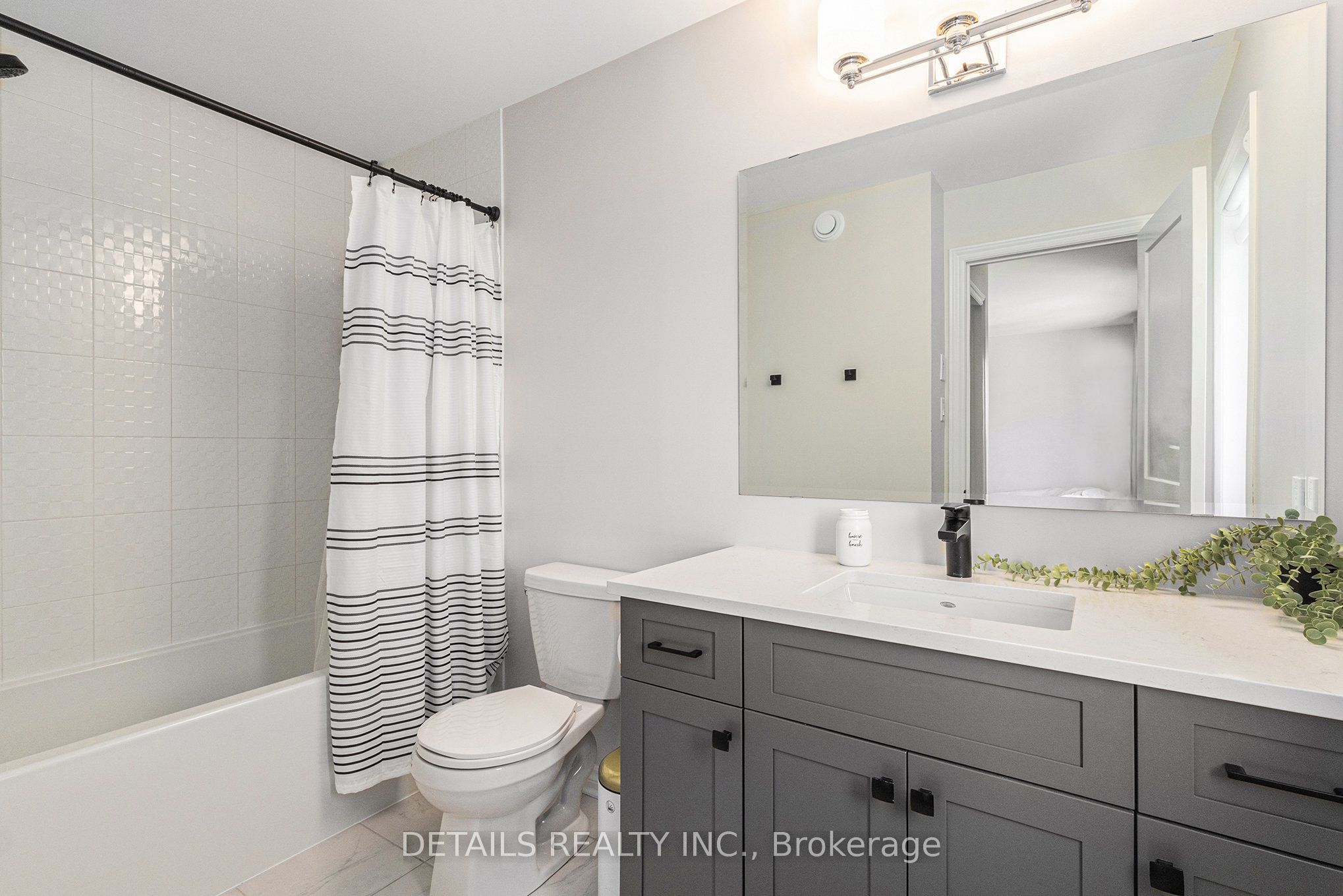 480 Famille Laporte Avenue, Orleans - Cumberland and Area 1110 - Camelot