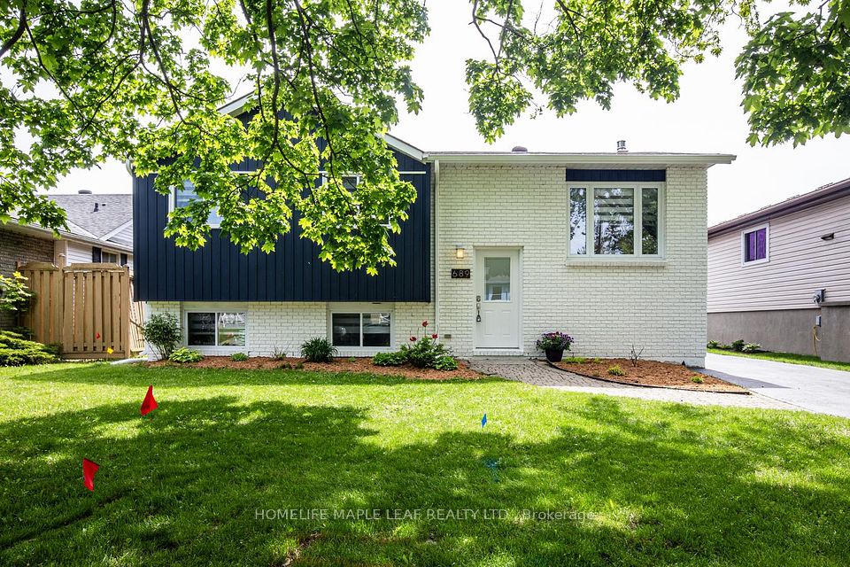 689 Macyoung Drive, Kincardine, ON N2Z 1T1
