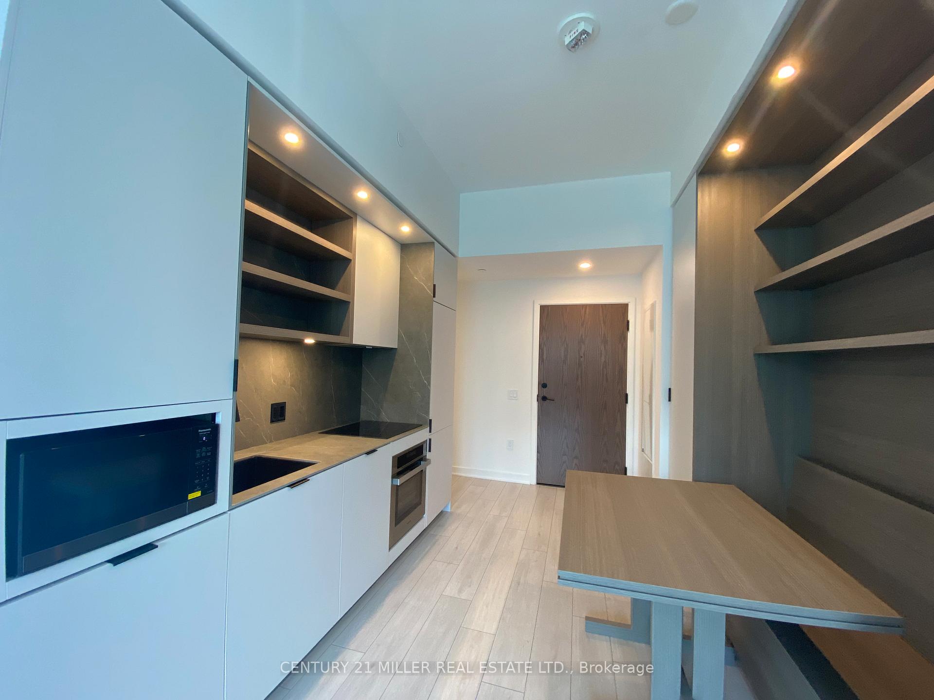 1 Bedroom Condo at 55 Charles, Toronto For sale