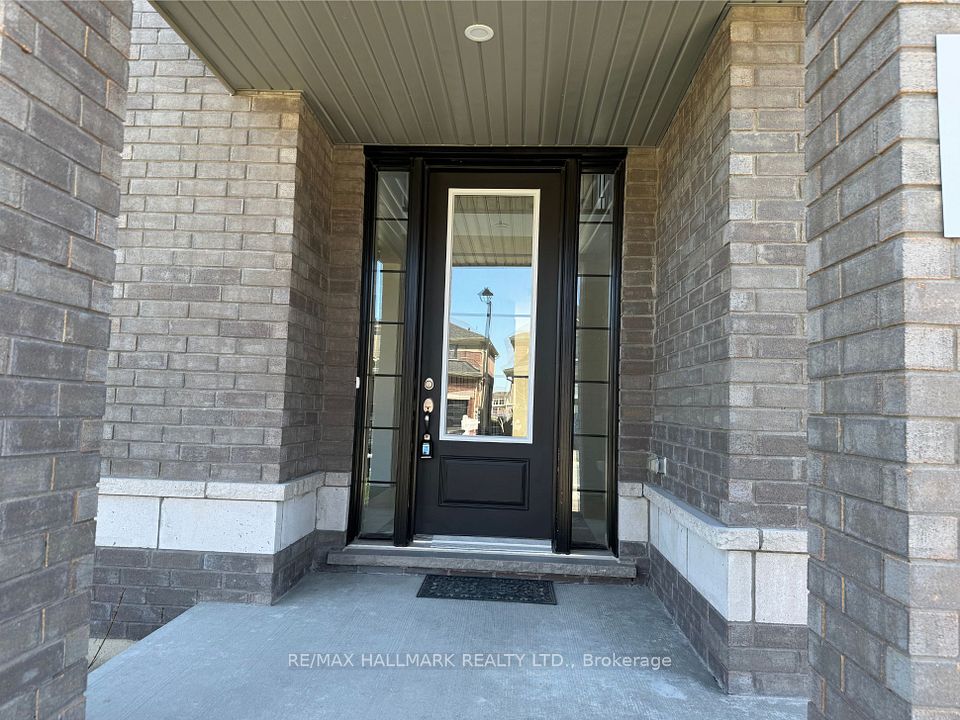 23 Hummingbird Grove, Adjala-Tosorontio, ON L0G 1W0