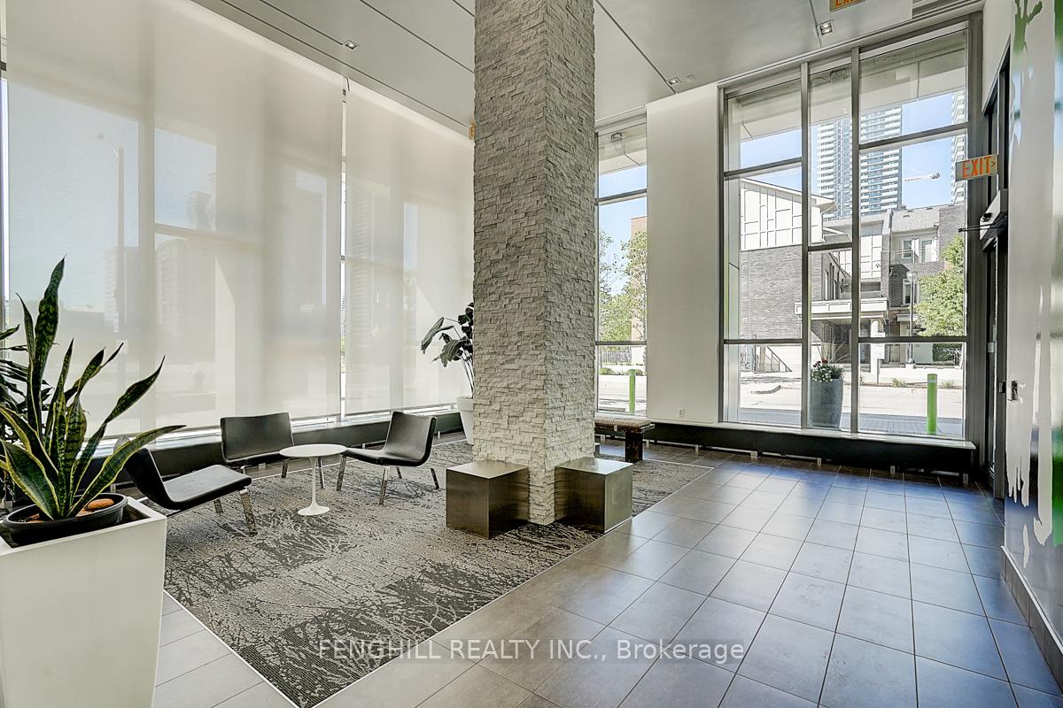 2 Bedrooms Condo at 365 Prince Of Wales, Mississauga For sale