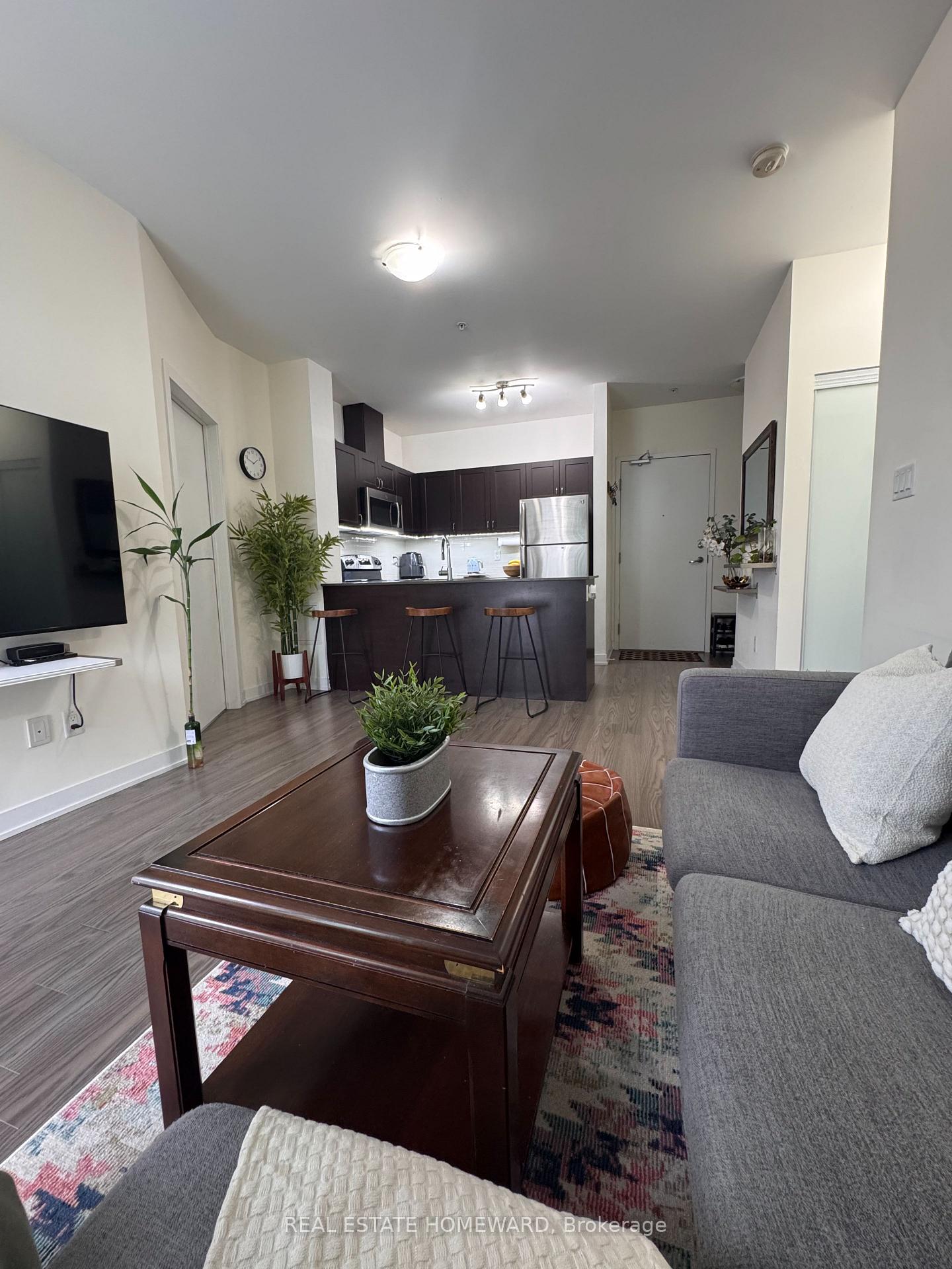 2 Bedrooms Condo at 3560 St Clair Ave, Toronto For sale
