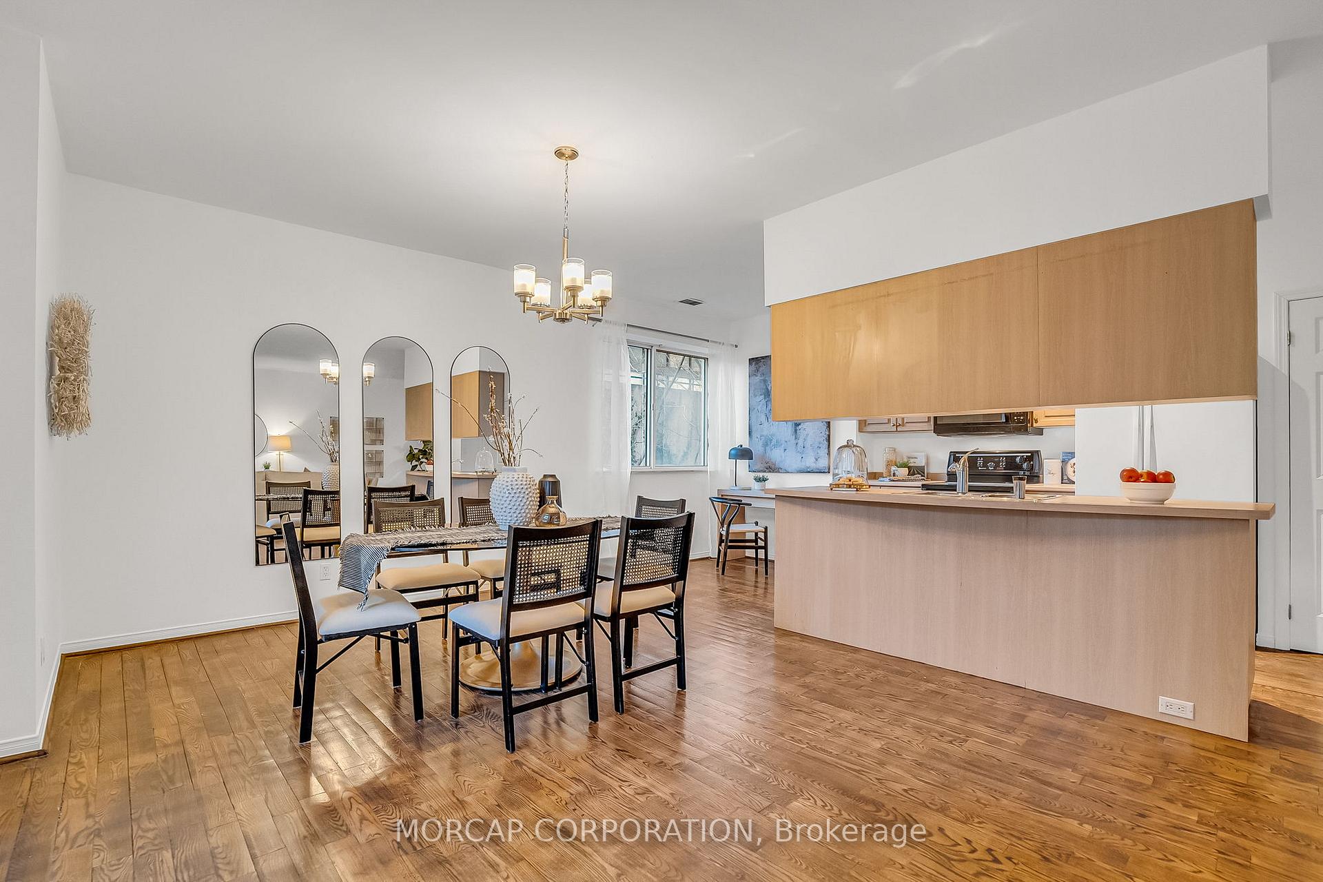2 Bedrooms Condo at 600 Eglinton, Toronto For sale