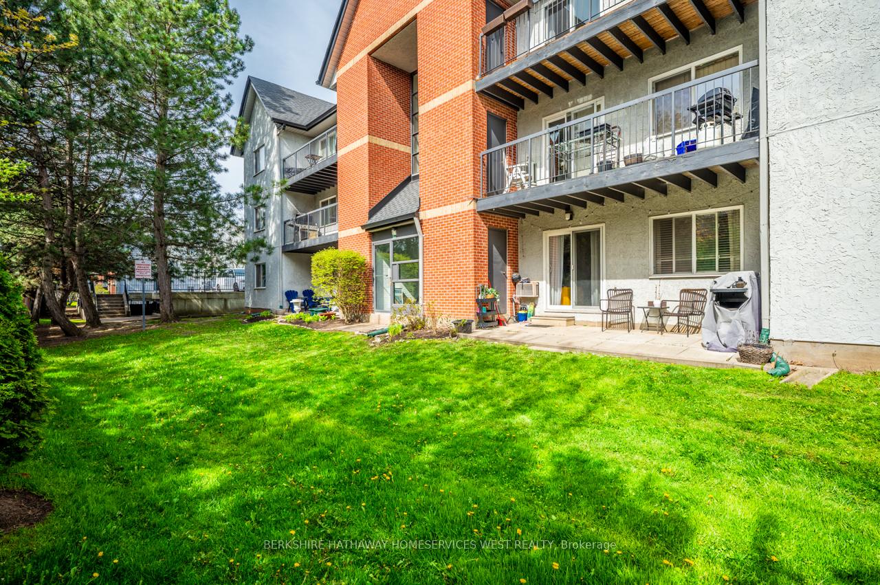 3 Bedrooms Condo at 1450 Glen Abbey,  Oakville For sale