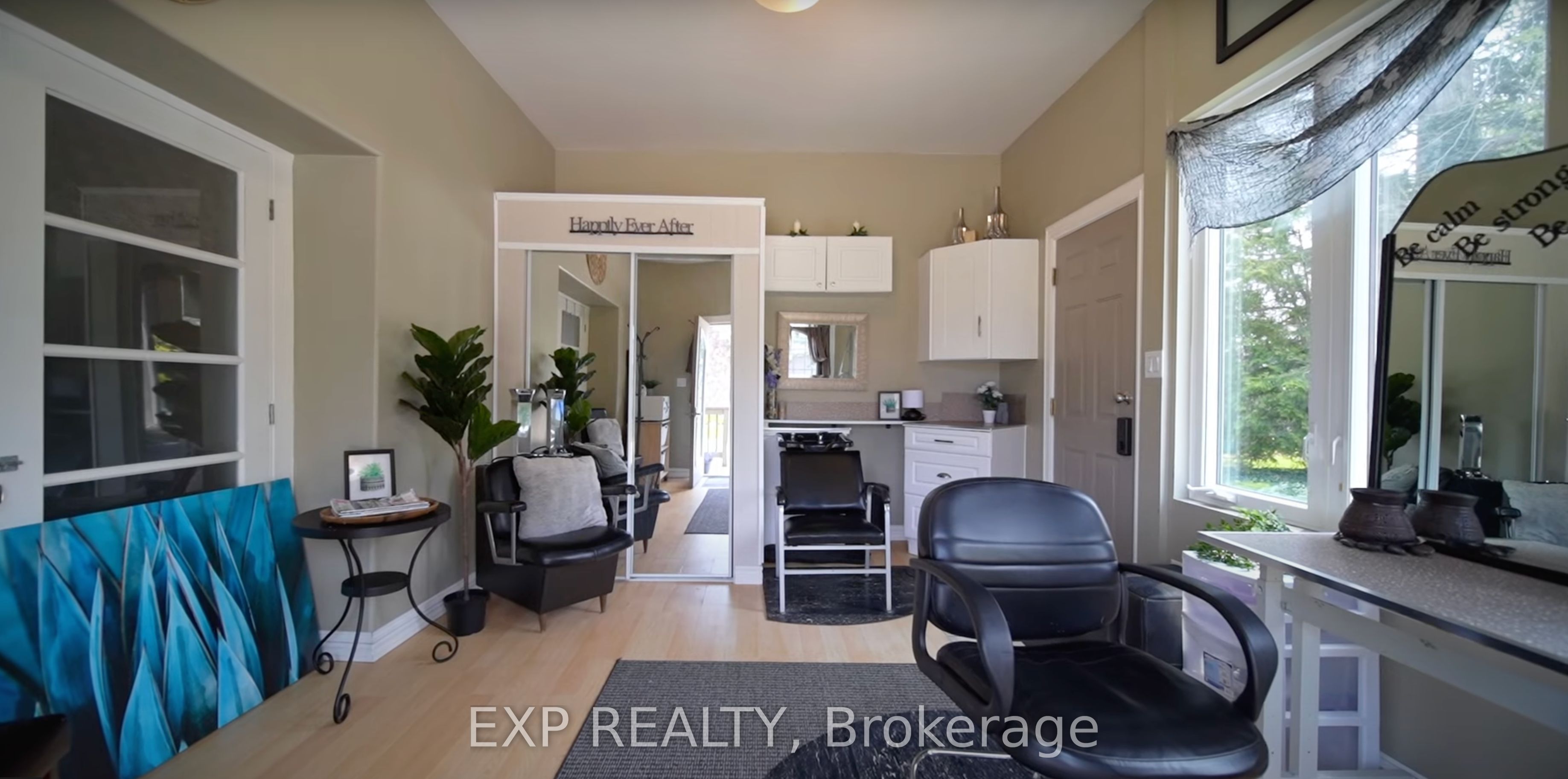684 Gustavus Street, Saugeen Shores, ON N0H 2C0