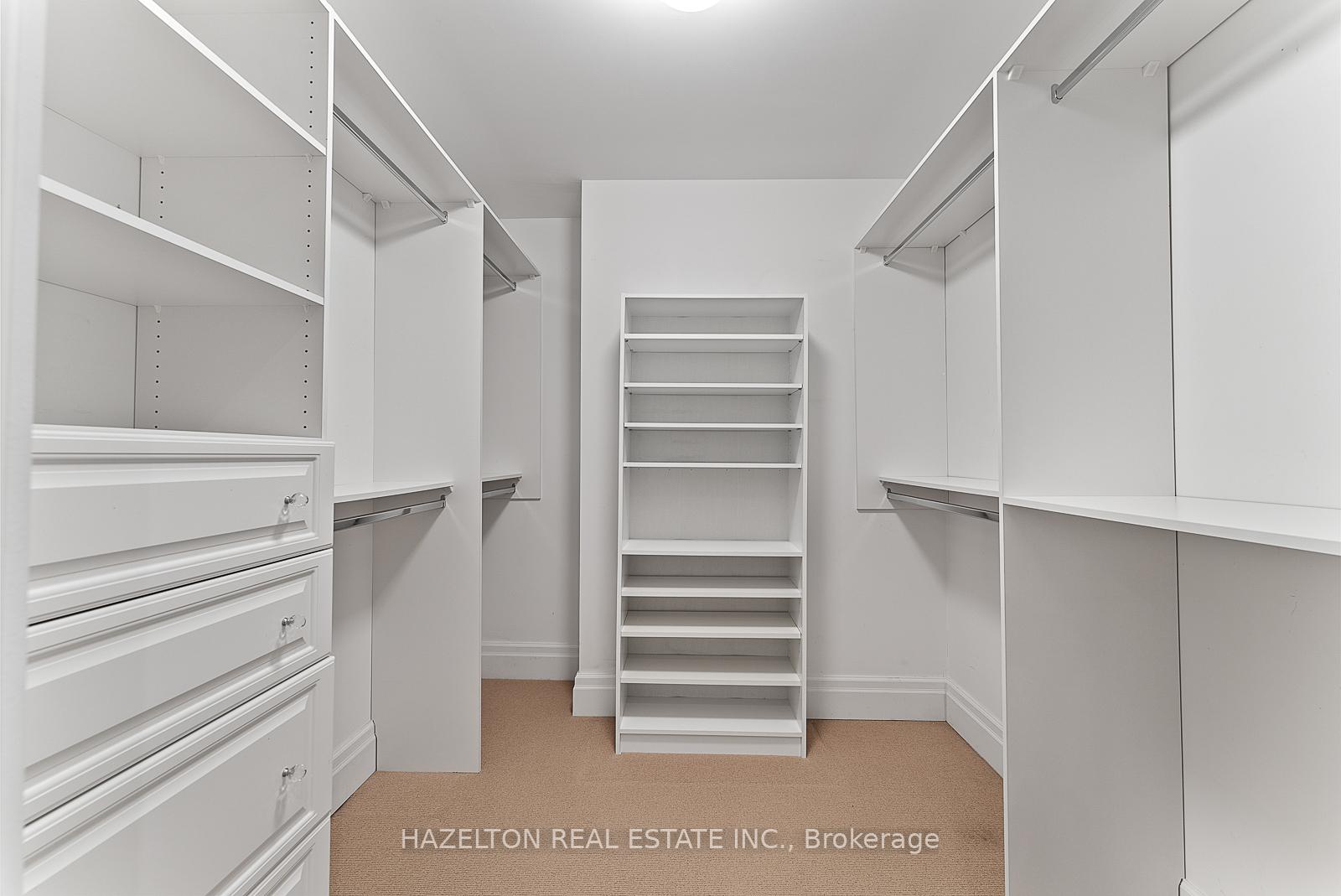 3 Bedrooms Condo at 155 St Clair, Toronto For sale
