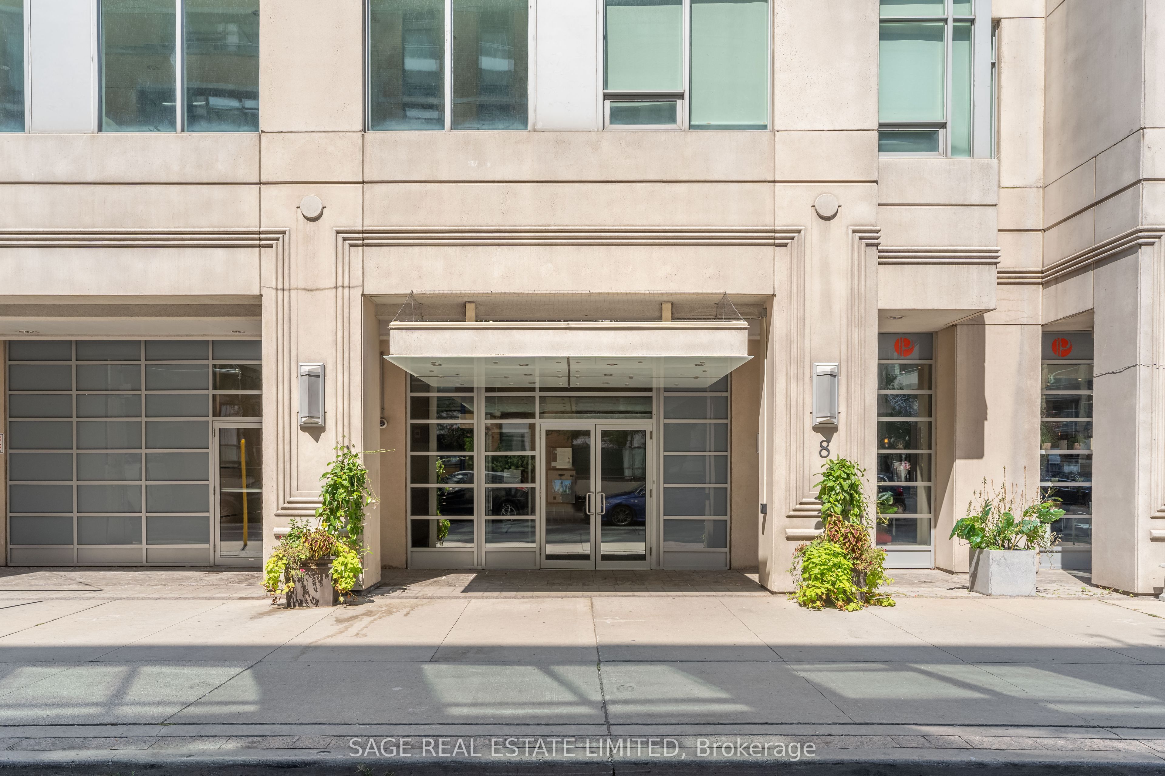 8 Scollard Street, #411