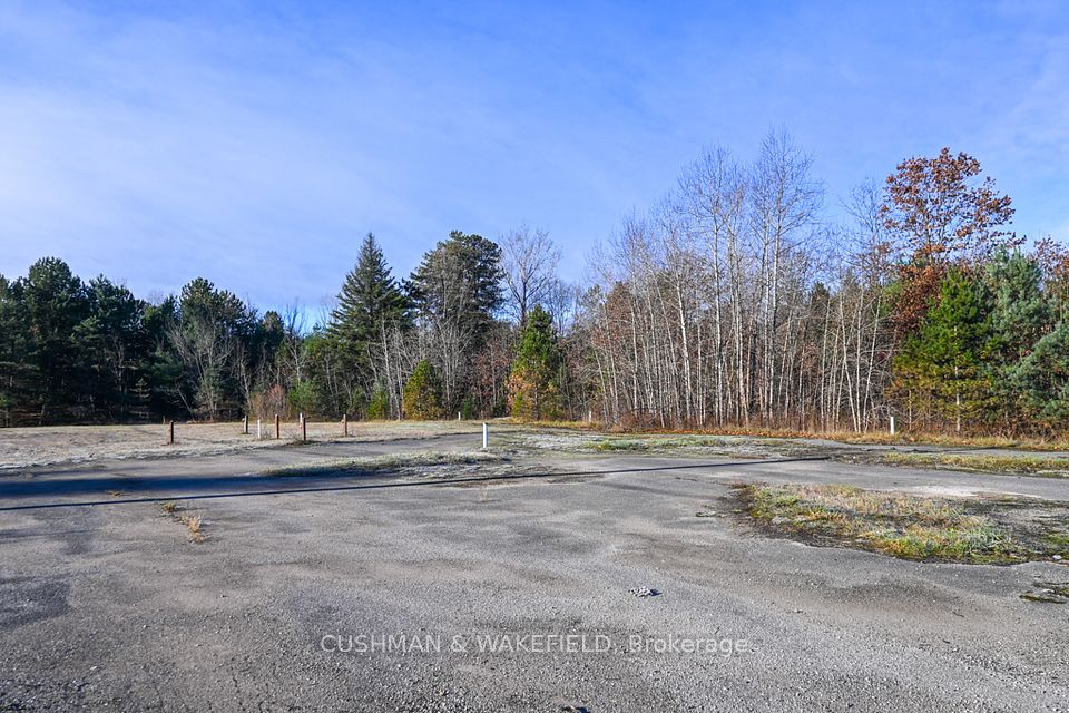 9592 Highway 11