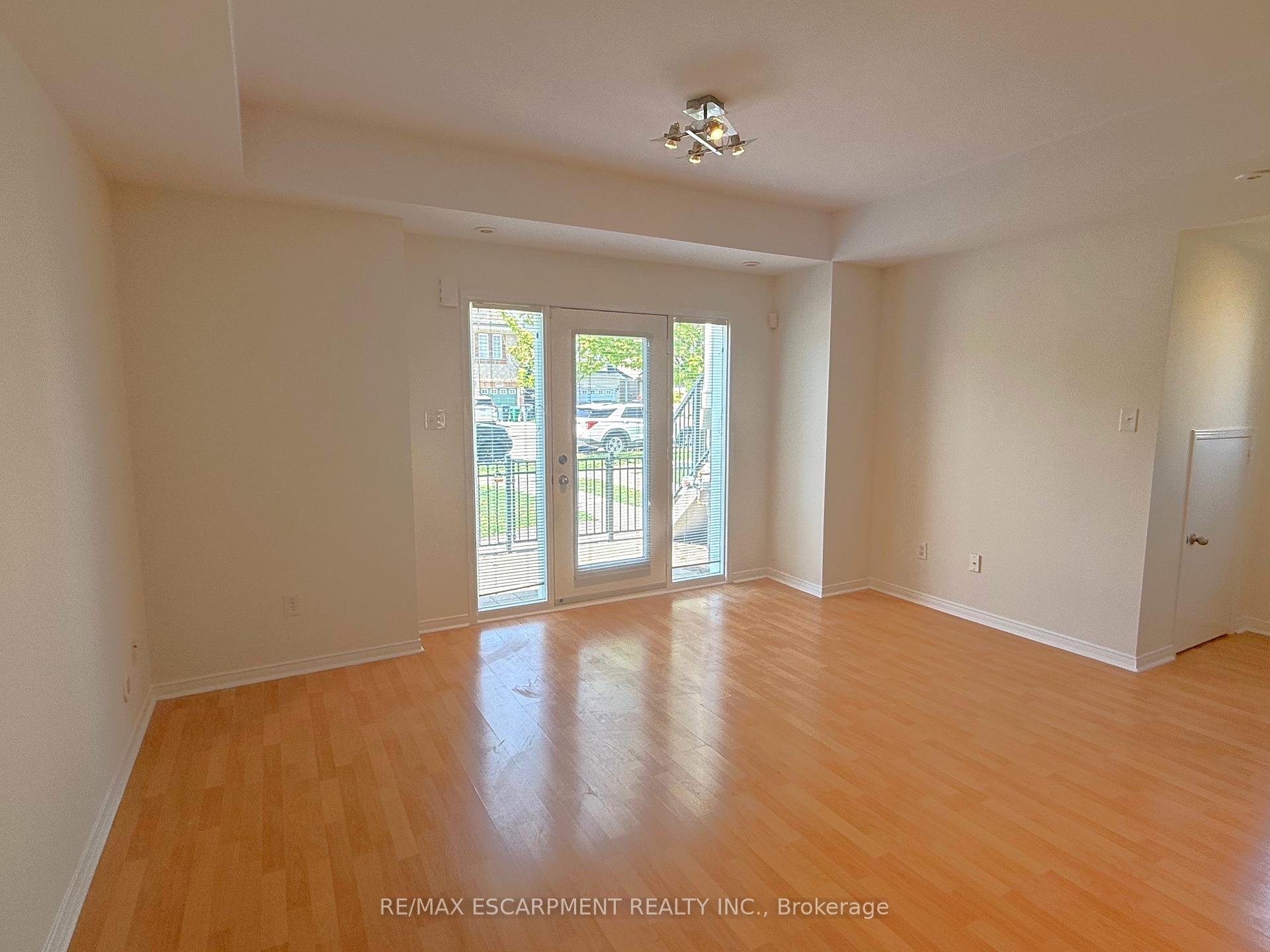 1 Bedroom Condo at 5055 Oscar Peterson, Mississauga For sale