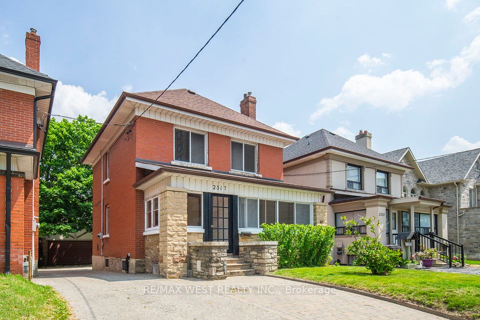 2317 Weston