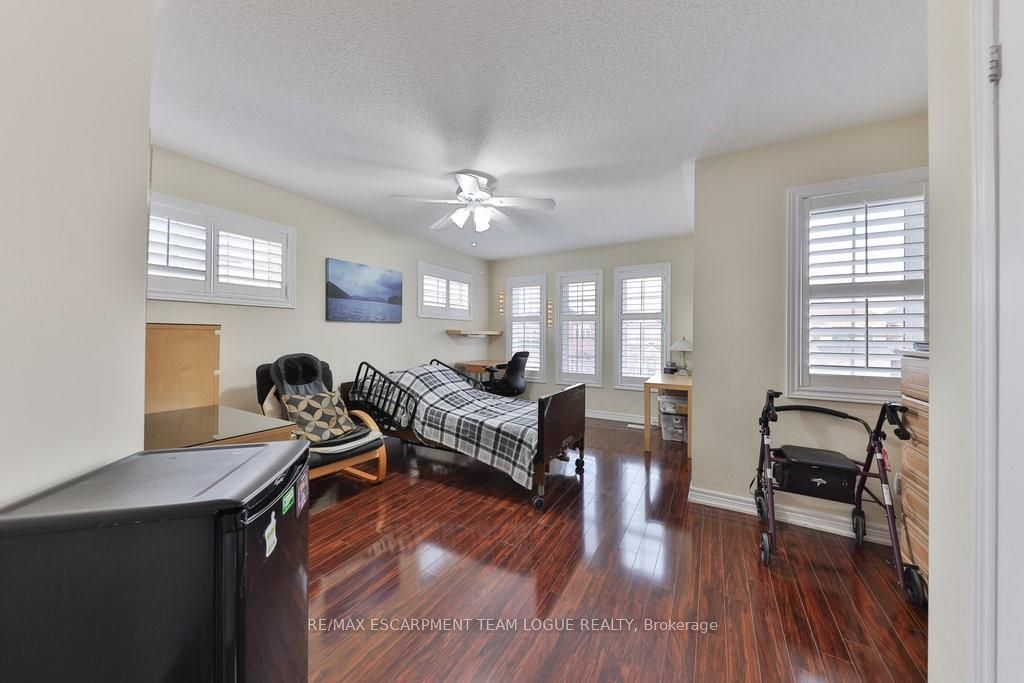 1298 TUPPER Drive