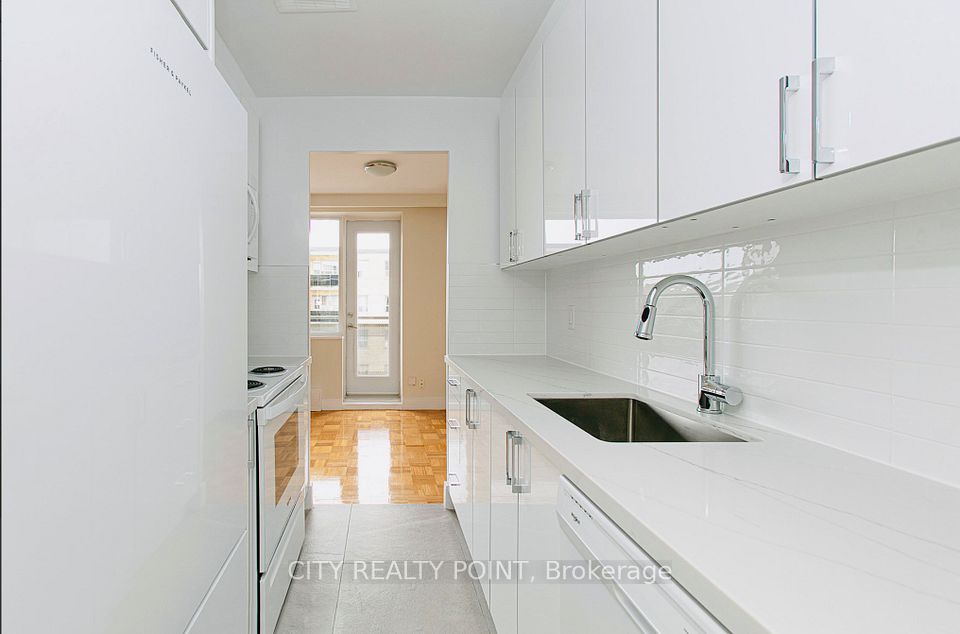 #405 - 2 Grandstand Place, Toronto, ON M4H 1E2