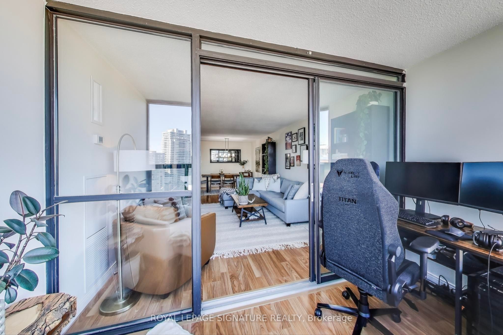 33 Elmhurst Avenue, #2107