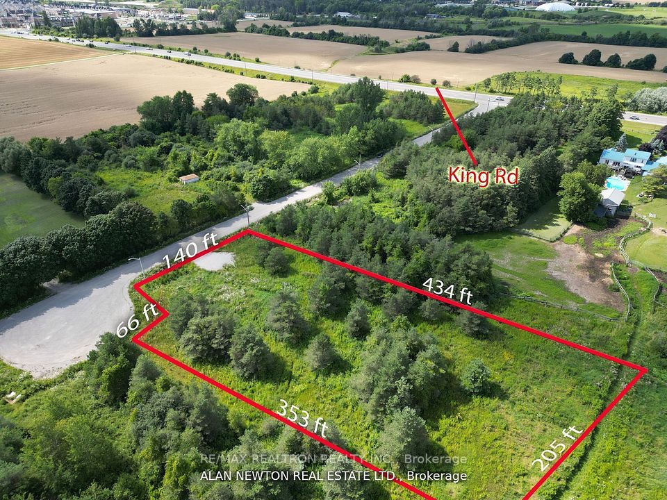 8 Heathervale Boulevard, King, ON L7B 1K5