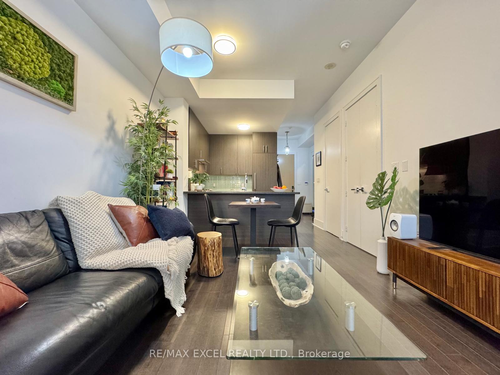 2 Bedrooms Condo at 29 Queens, Toronto For sale