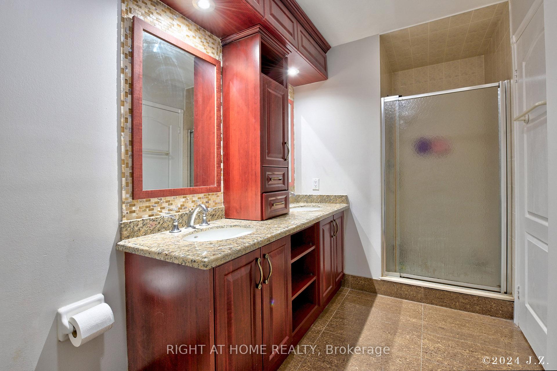 3 Bedrooms Condo at 1881 Mcnicoll, Toronto For sale