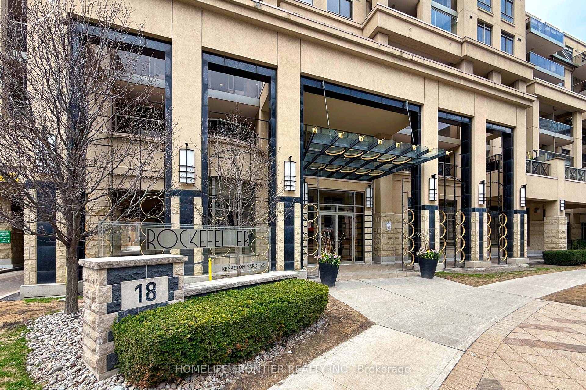 2 Bedrooms Condo at 18 Kenaston, Toronto For sale