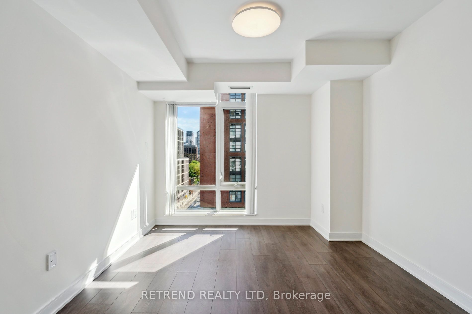 525 Adelaide Street W, #1116