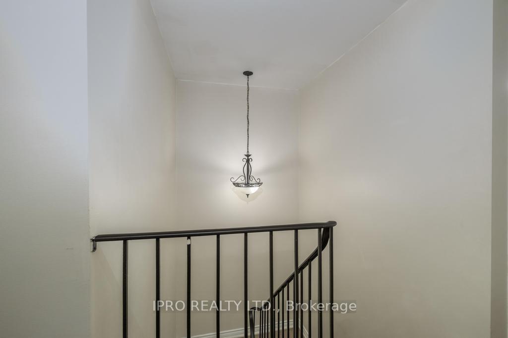 3 Bedrooms Condo at 23 Four Winds, Toronto For sale