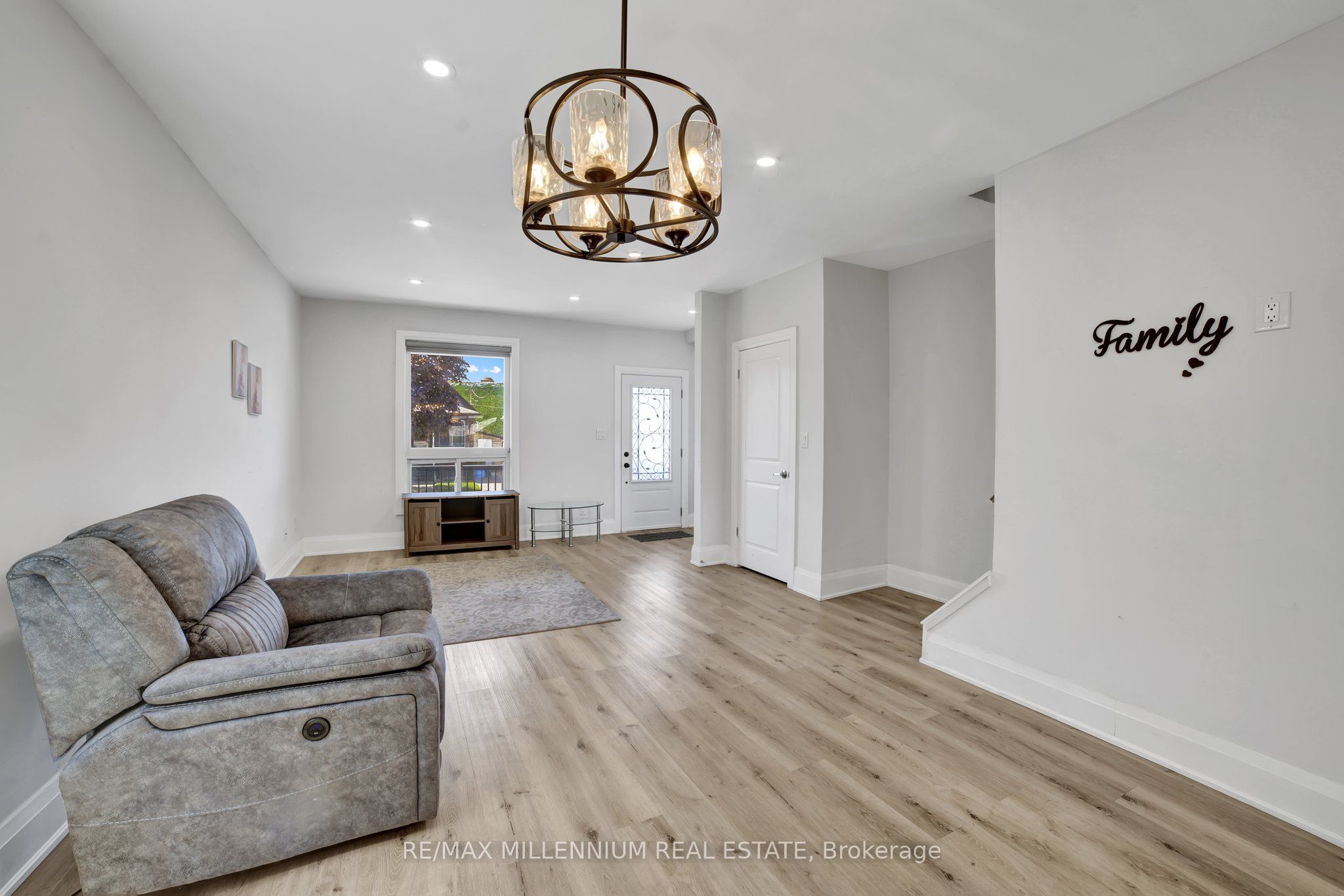 28 Albemarle Street