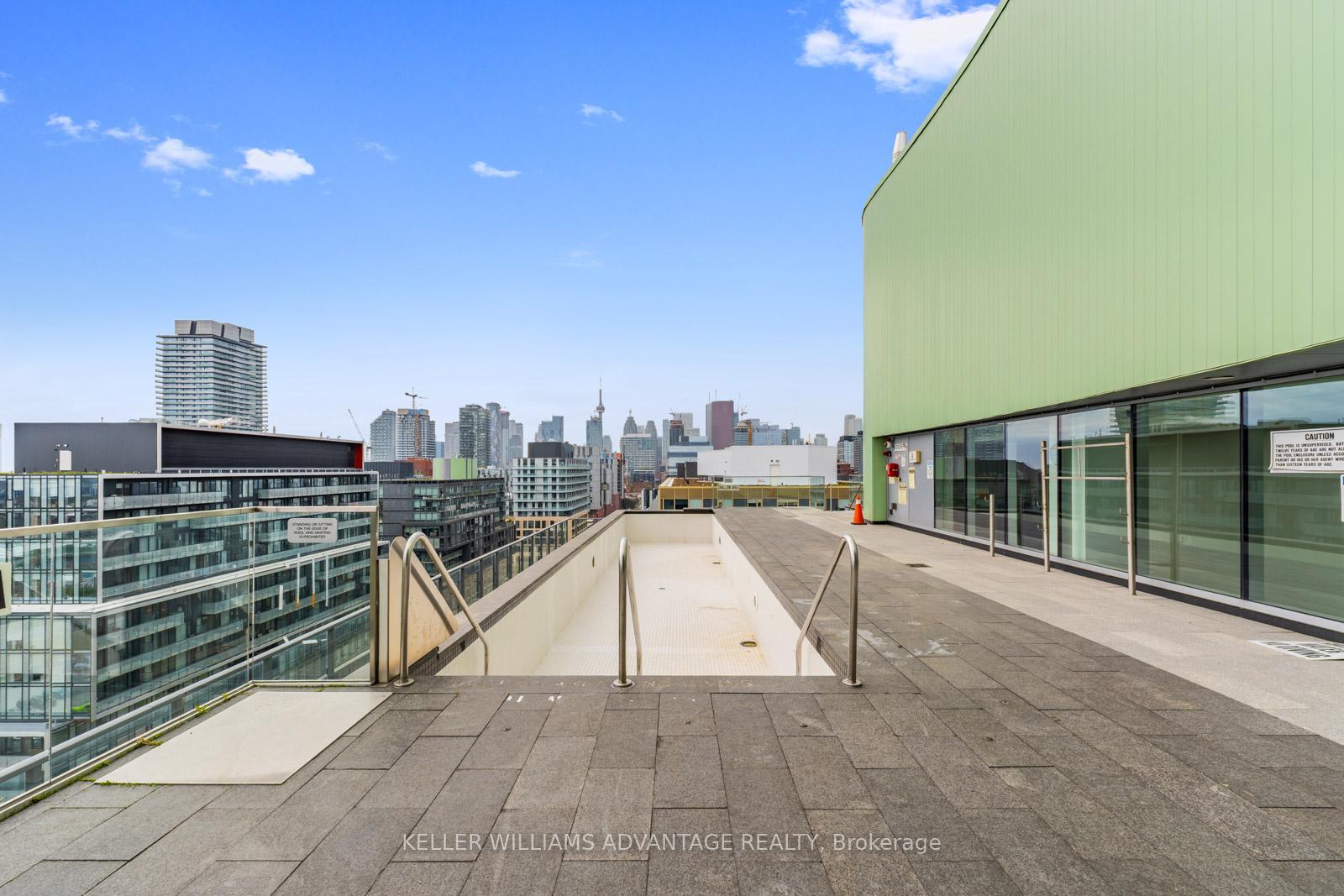 2 Bedrooms Condo at 120 Bayview, Toronto For sale