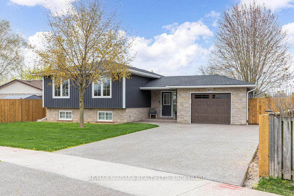 3044 Appleford