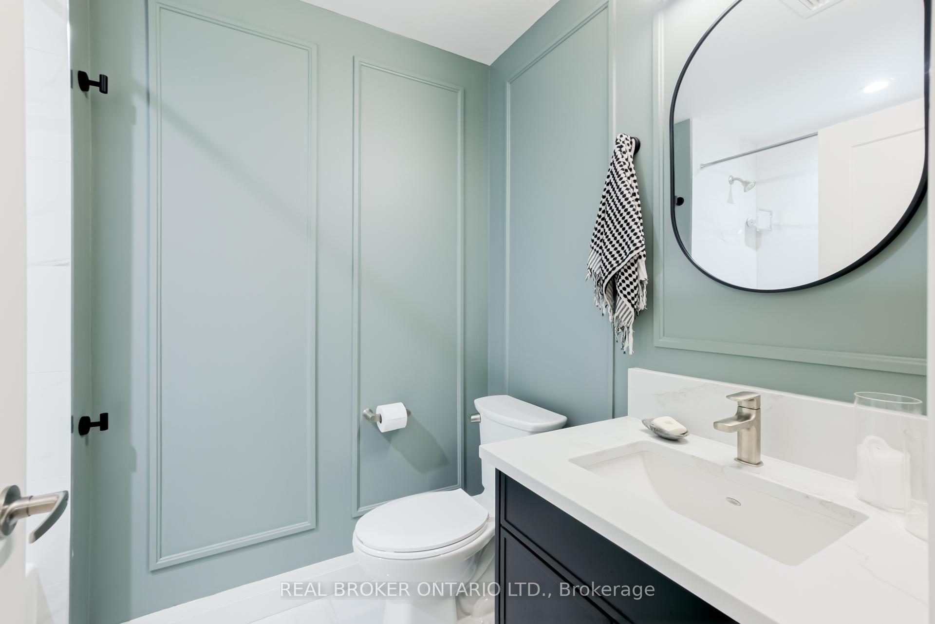 2 Bedrooms Condo at 500 Brock,  Burlington For sale