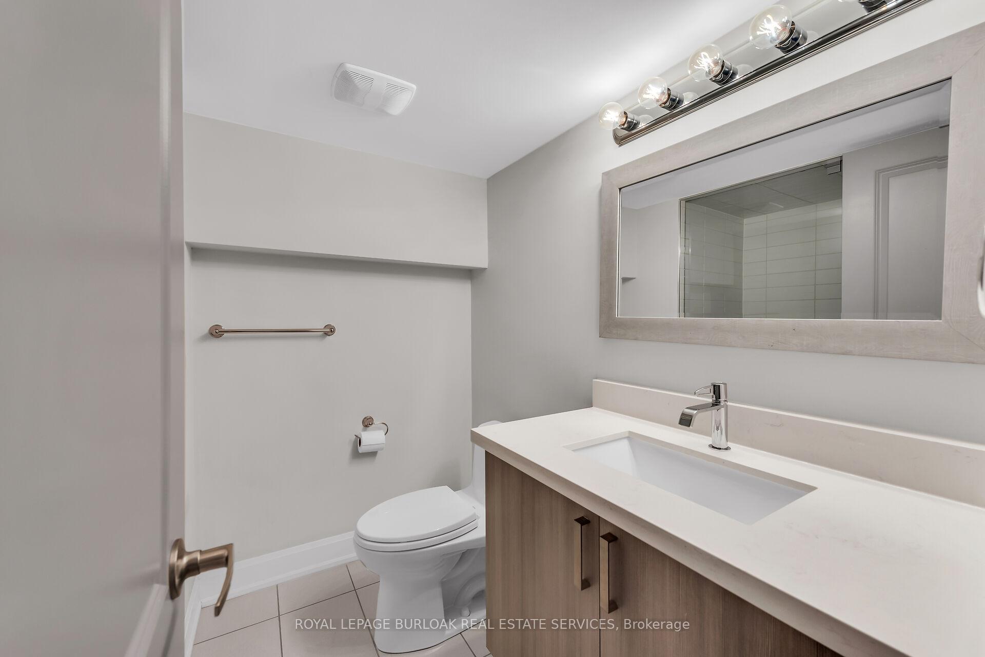 3 Bedrooms Condo at 509 Elizabeth,  Burlington For sale