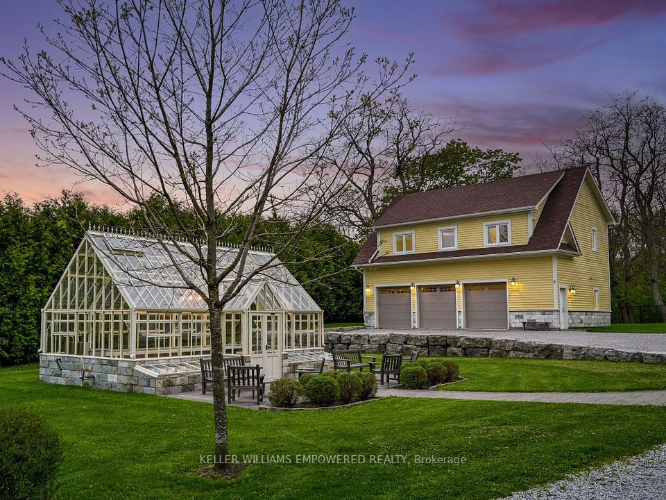 6 Macleod Estate
