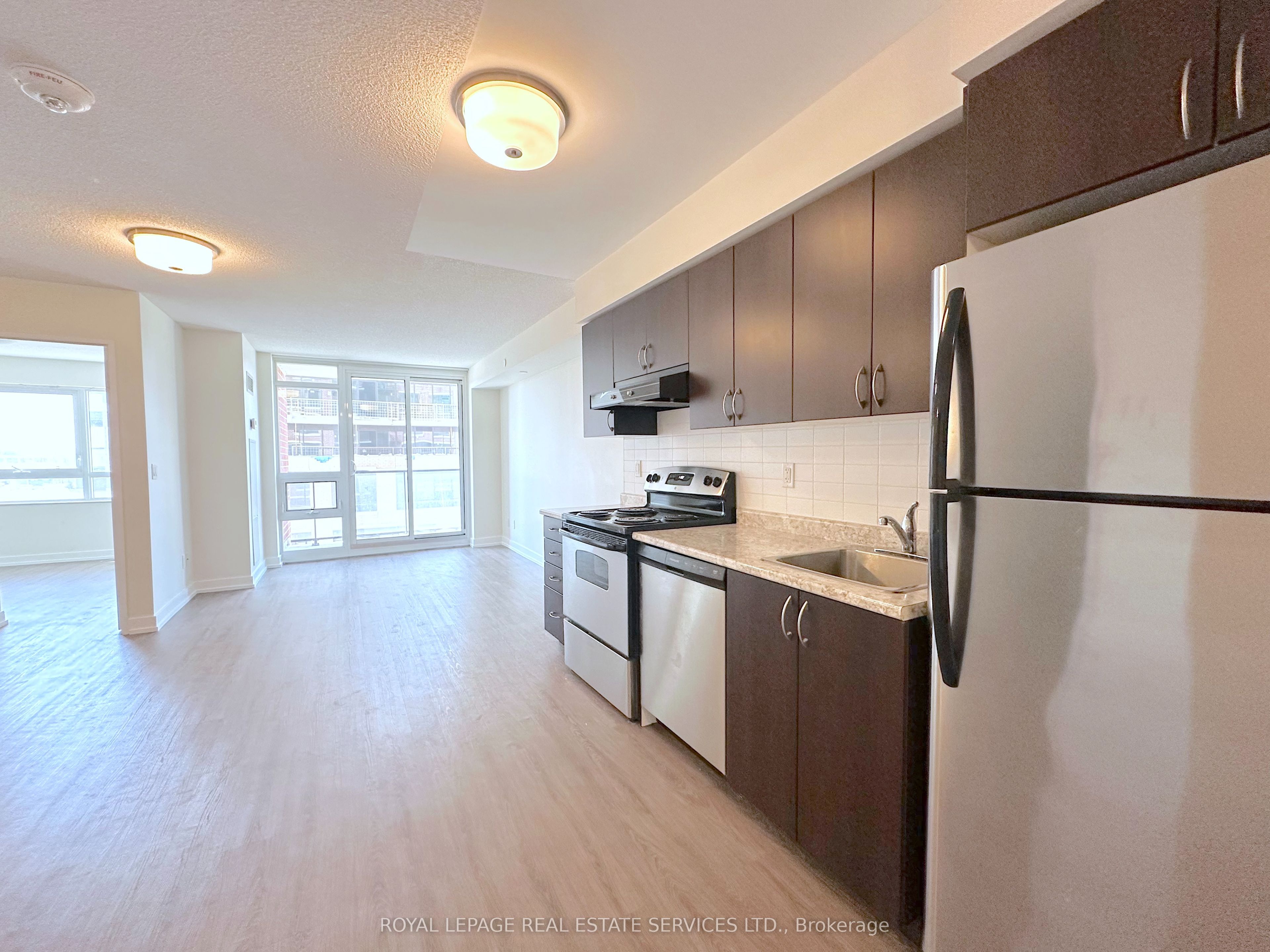 420 Harwood Avenue S, #604