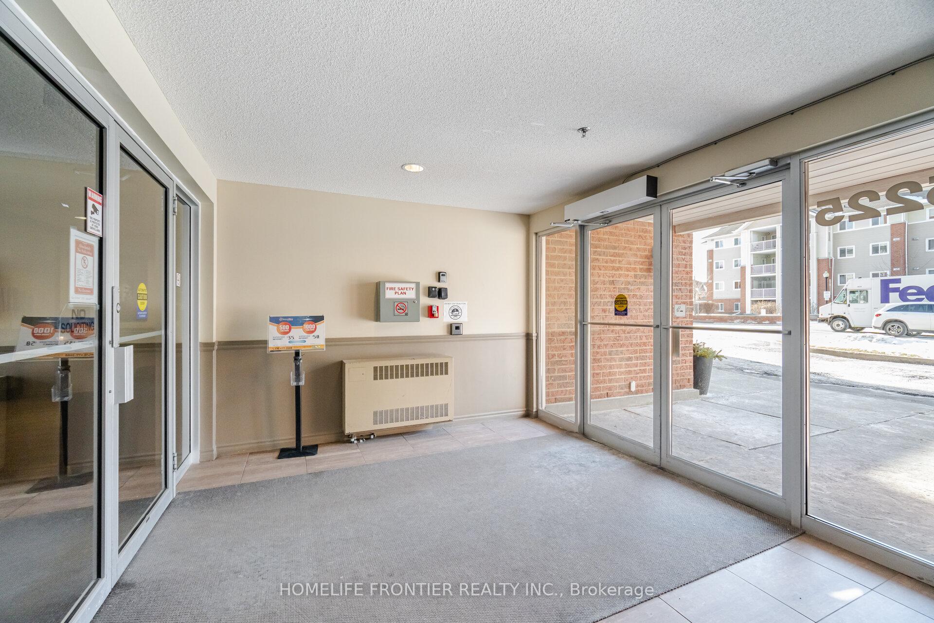 2 Bedrooms Condo at 5225 Finch,  Toronto For sale