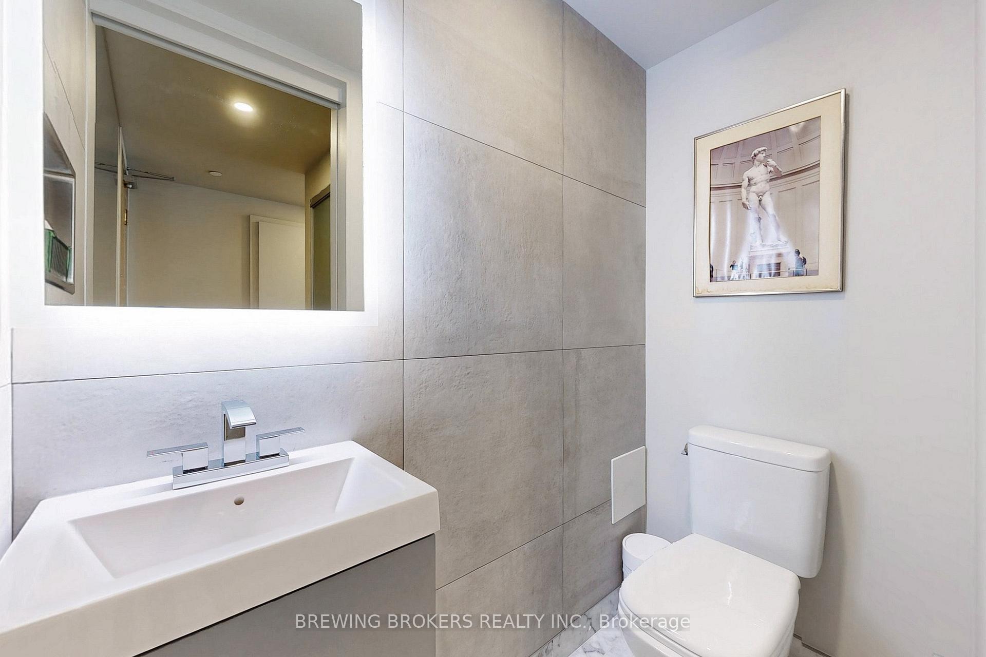 1 Bedroom Condo at 629 King St W, Toronto For sale