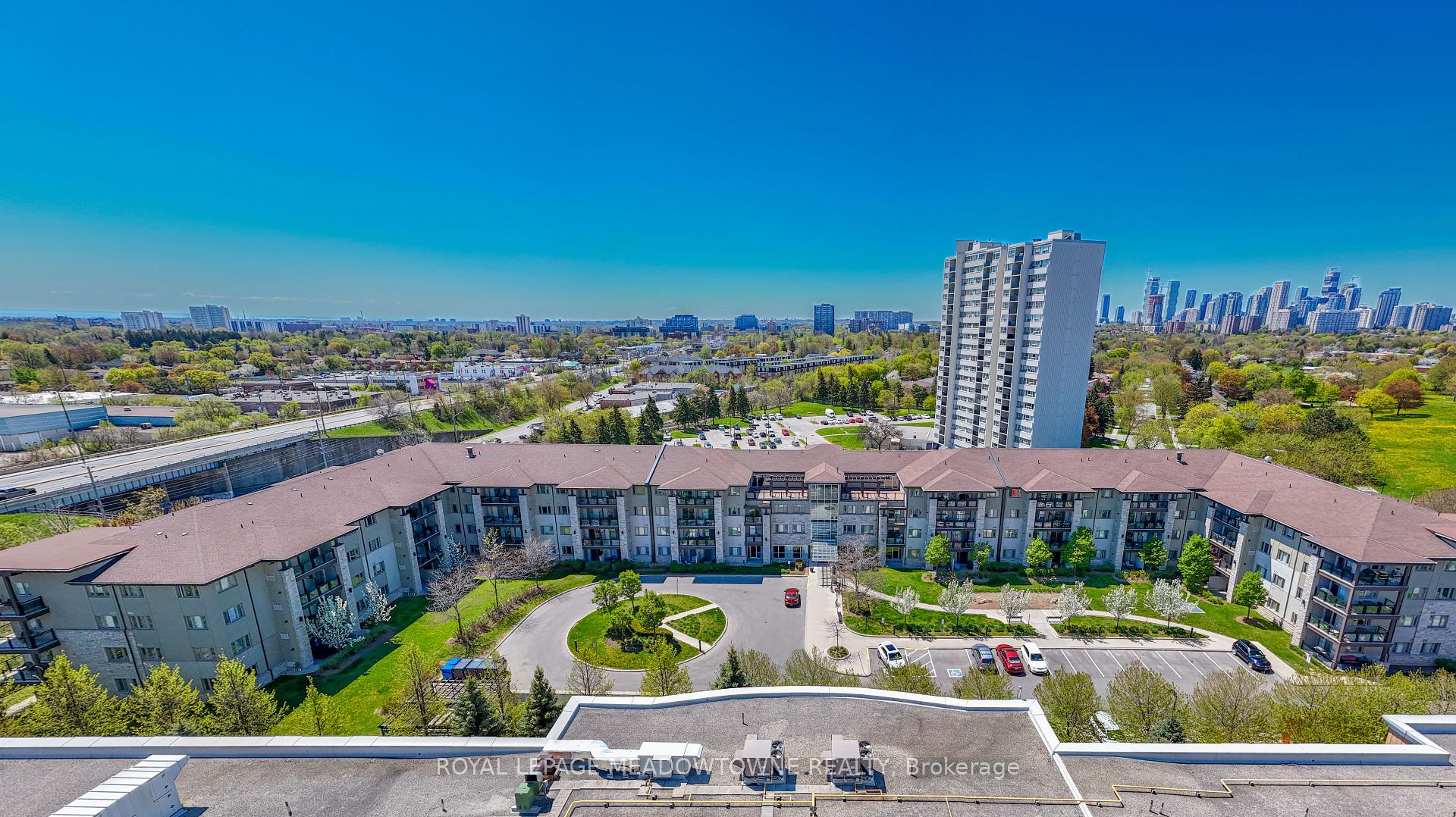 1 Bedroom Condo at 570 Lolita, Mississauga For sale
