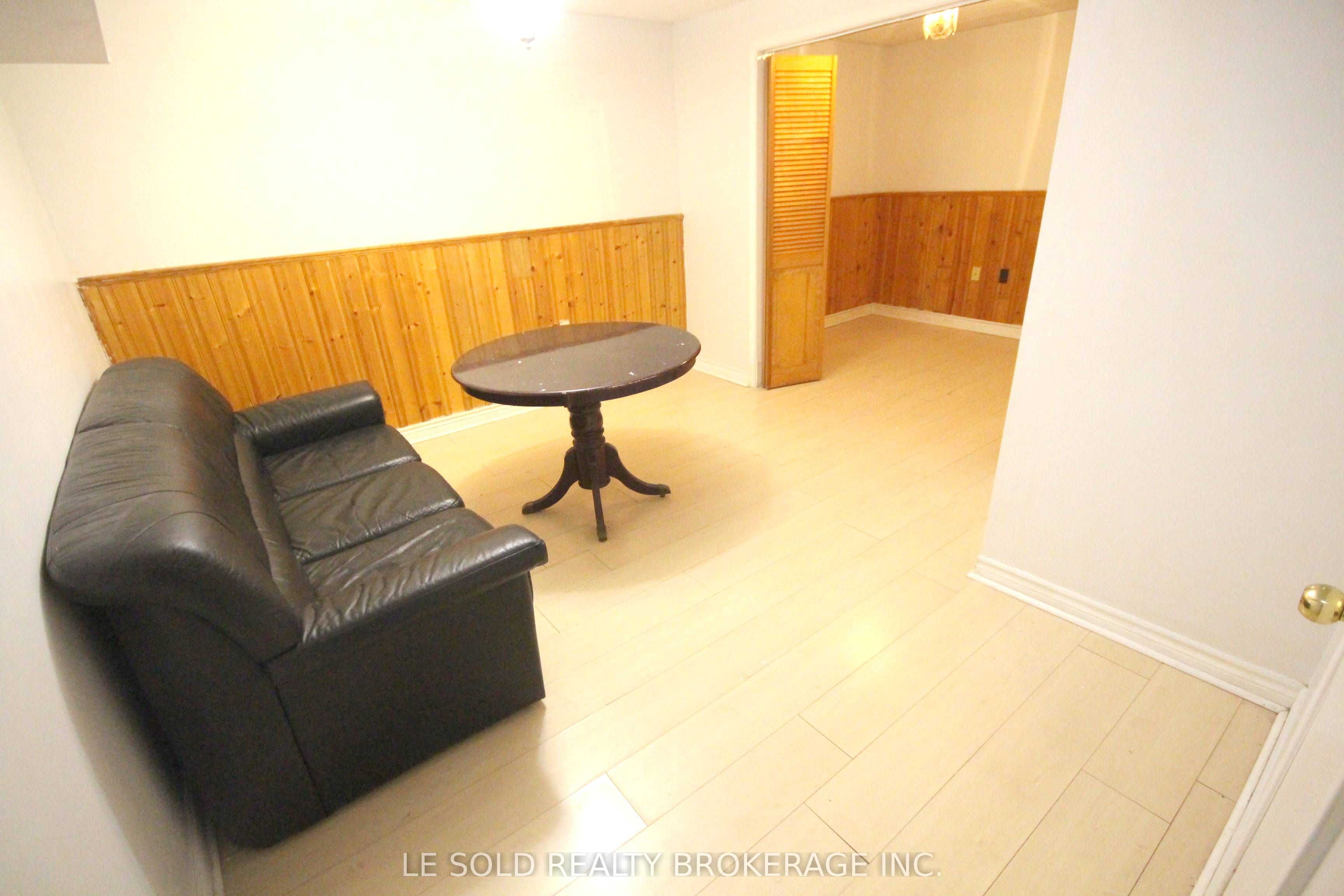 25 Debden Road, #Bsmt