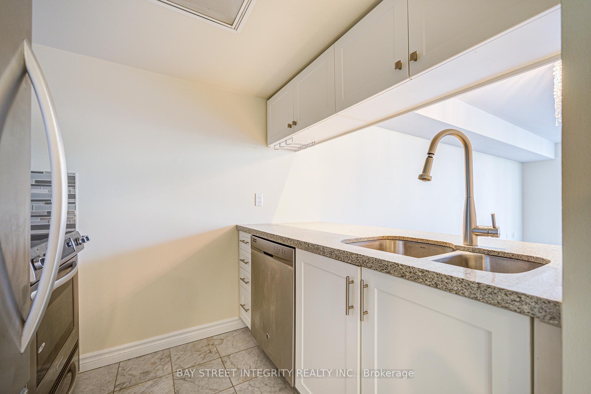 1 Bedroom Condo at 38 Elm, Toronto For sale