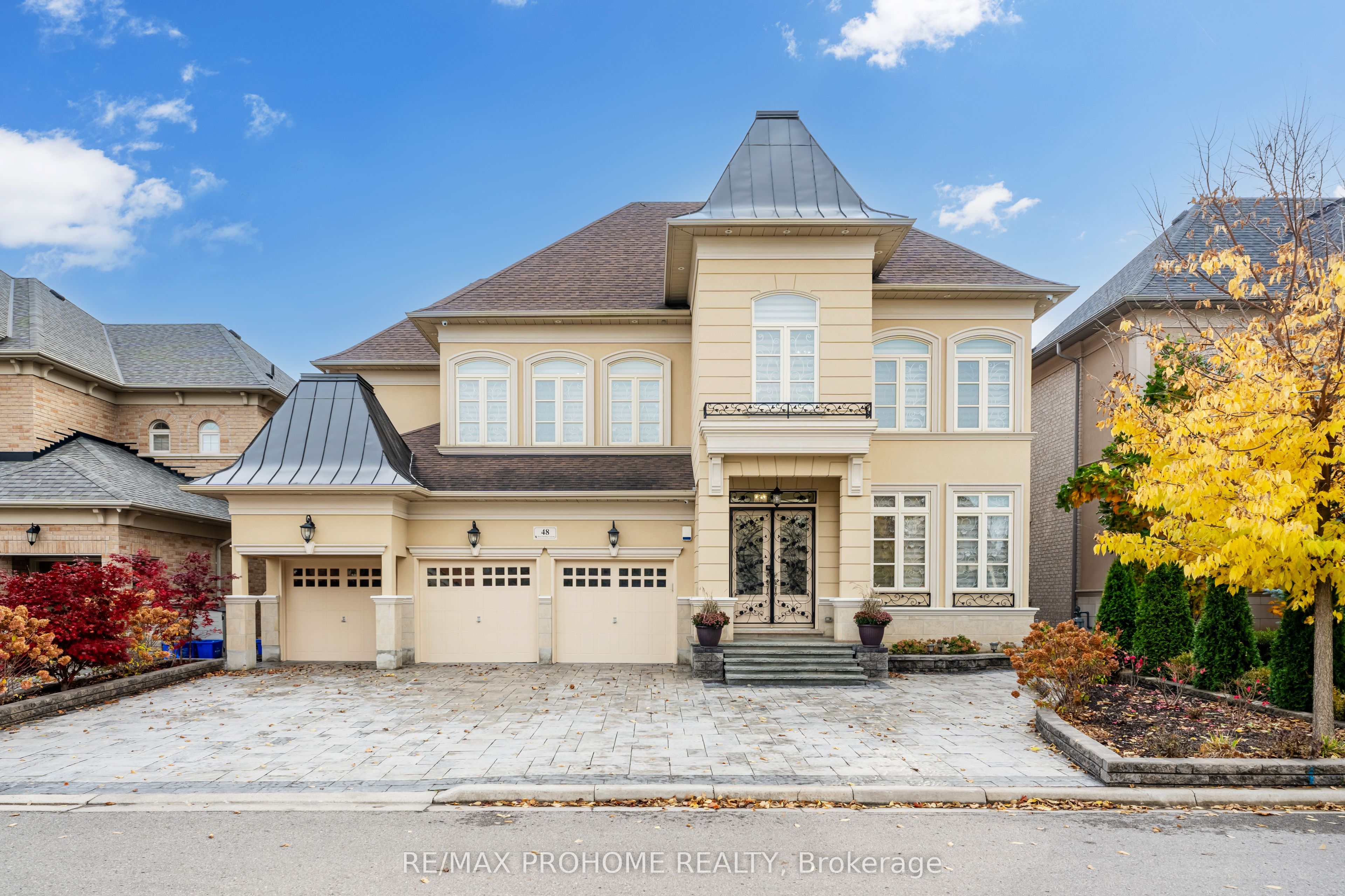 48 Silver Sterling Crescent