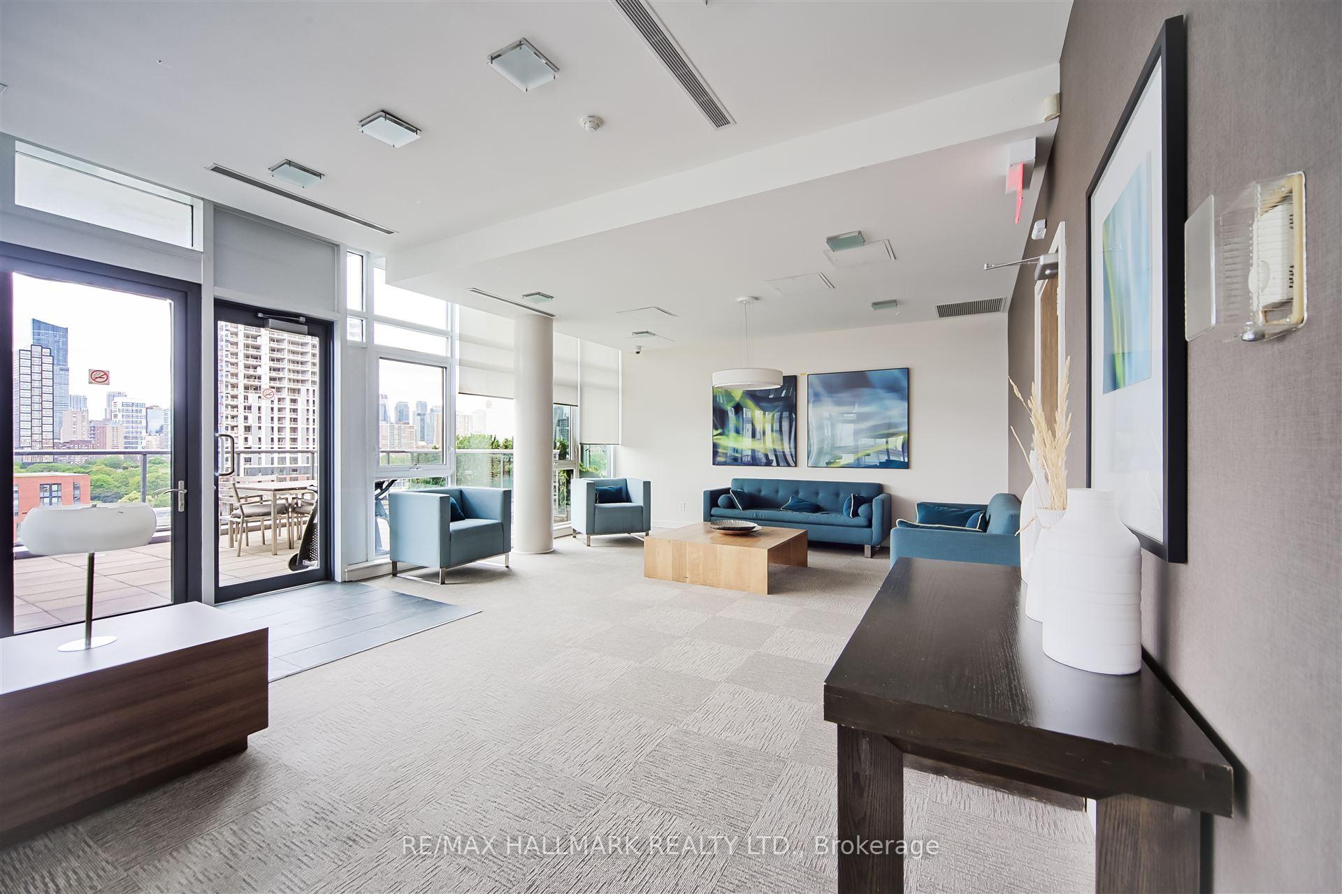 2 Bedrooms Condo at 260 Sackville, Toronto For sale