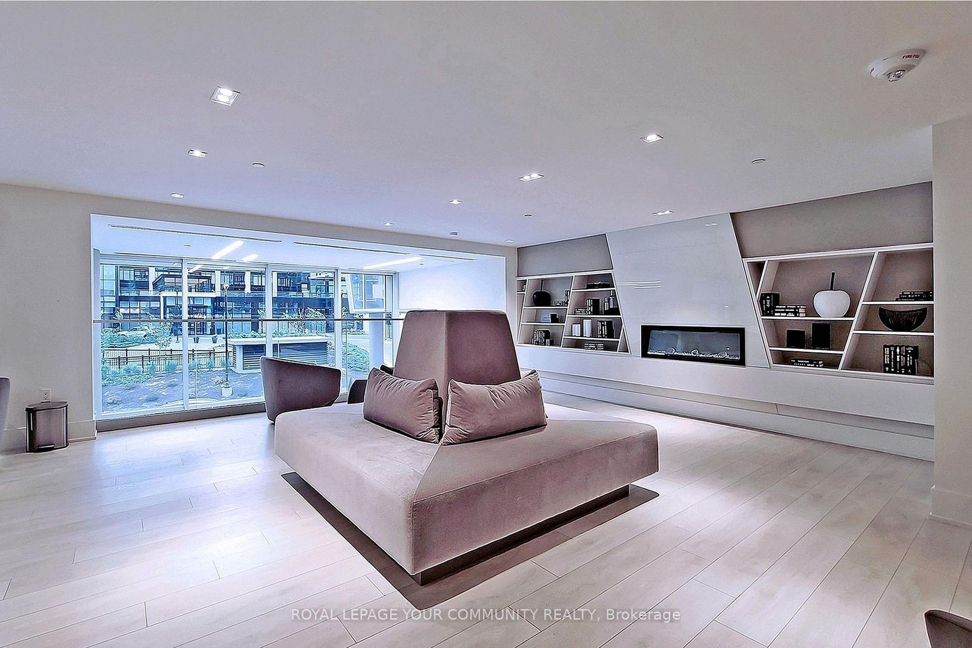 2 Bedrooms Condo at 2908 Highway 7, Vaughan For sale