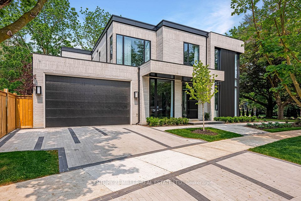 392 Maple Grove