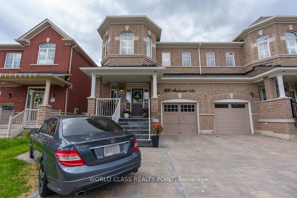 5550 Meadowcrest Avenue, Mississauga, ON L5M 0N1
