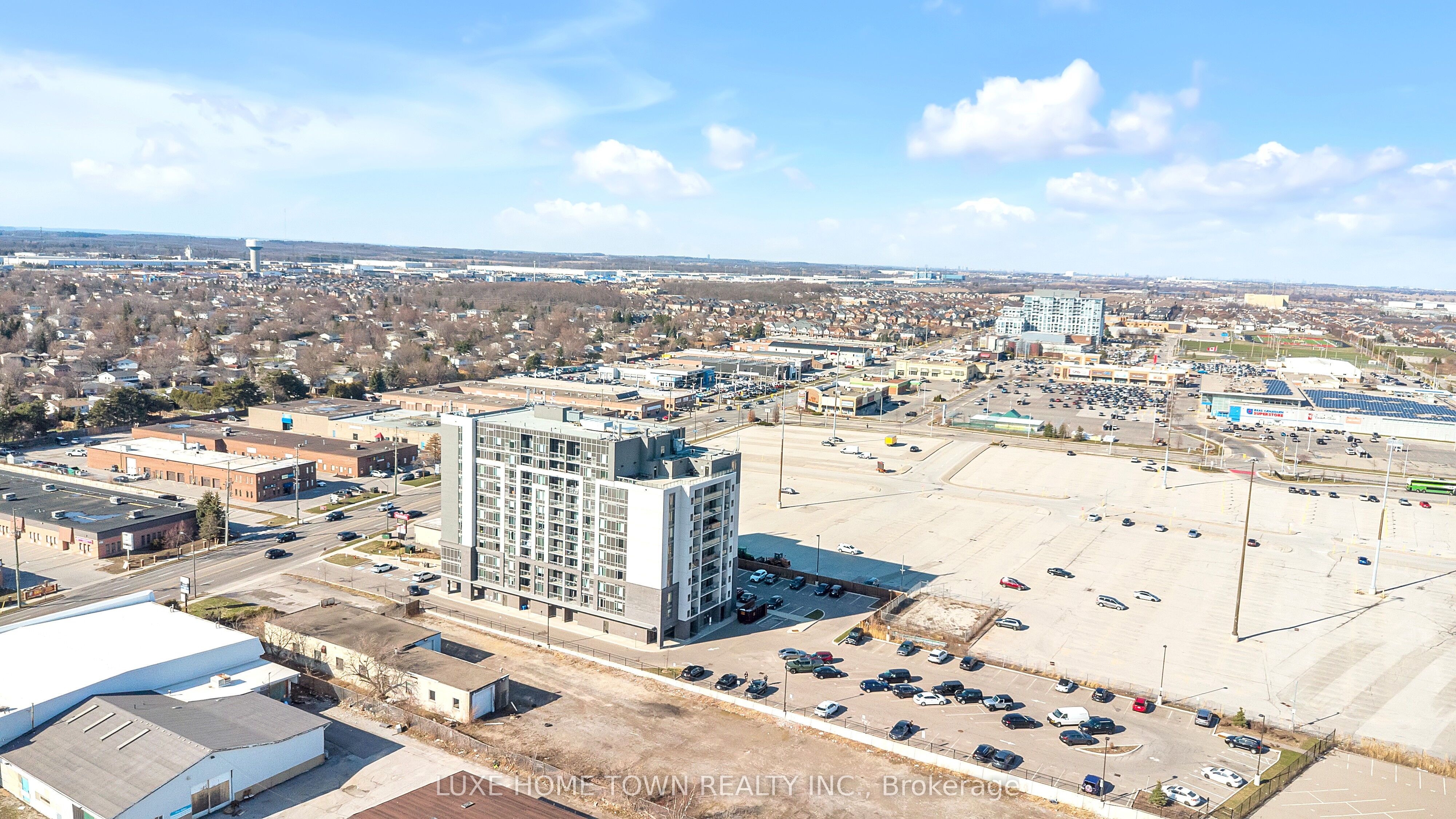 716 Main Street E, #801