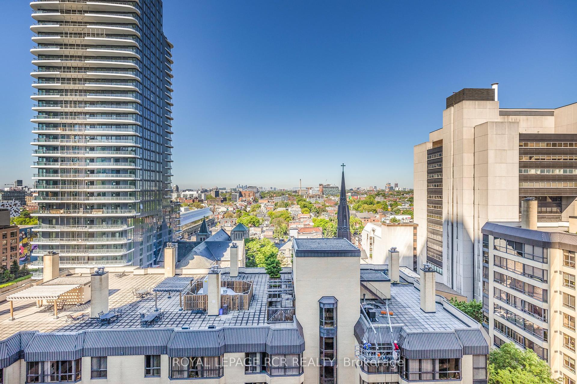 2 Bedrooms Condo at 195 St Patrick, Toronto For sale