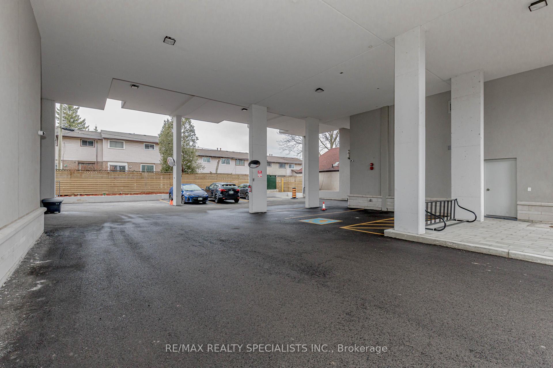 1 Bedroom Condo at 415 Main,  Hamilton For sale