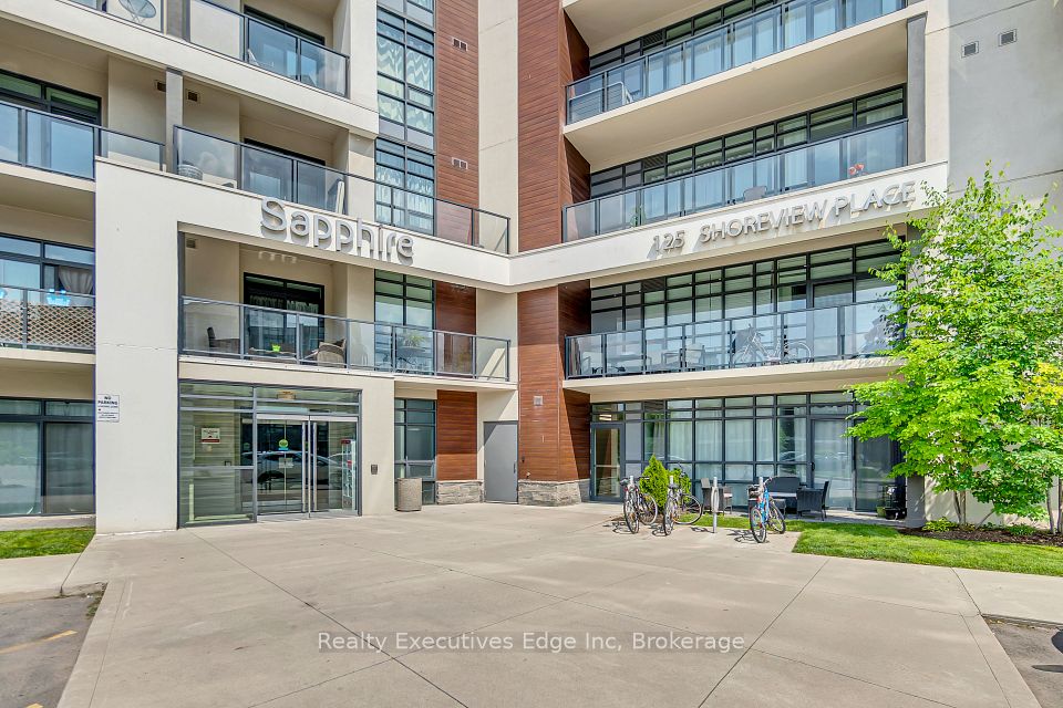 125 Shoreview Place