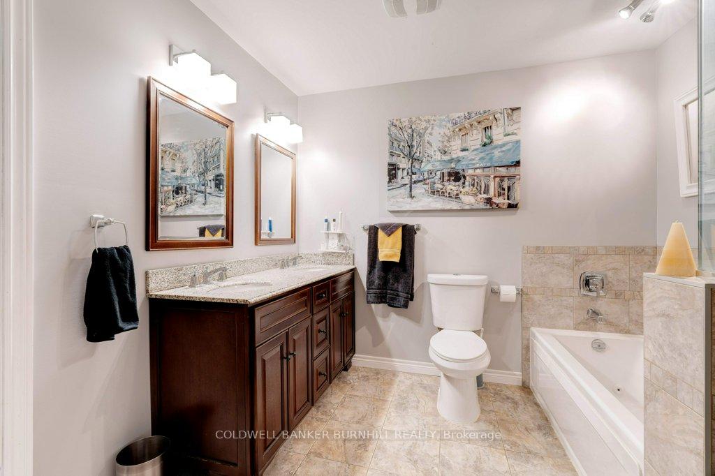 3 Bedrooms Condo at 2301 CAVENDISH,  Burlington For sale