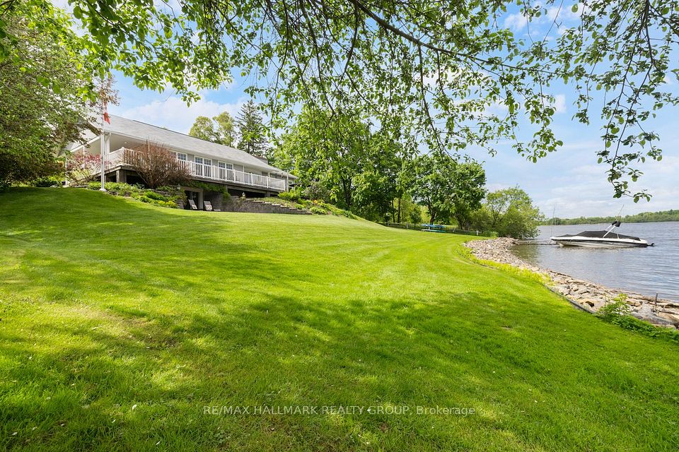 1 Rideau Glen