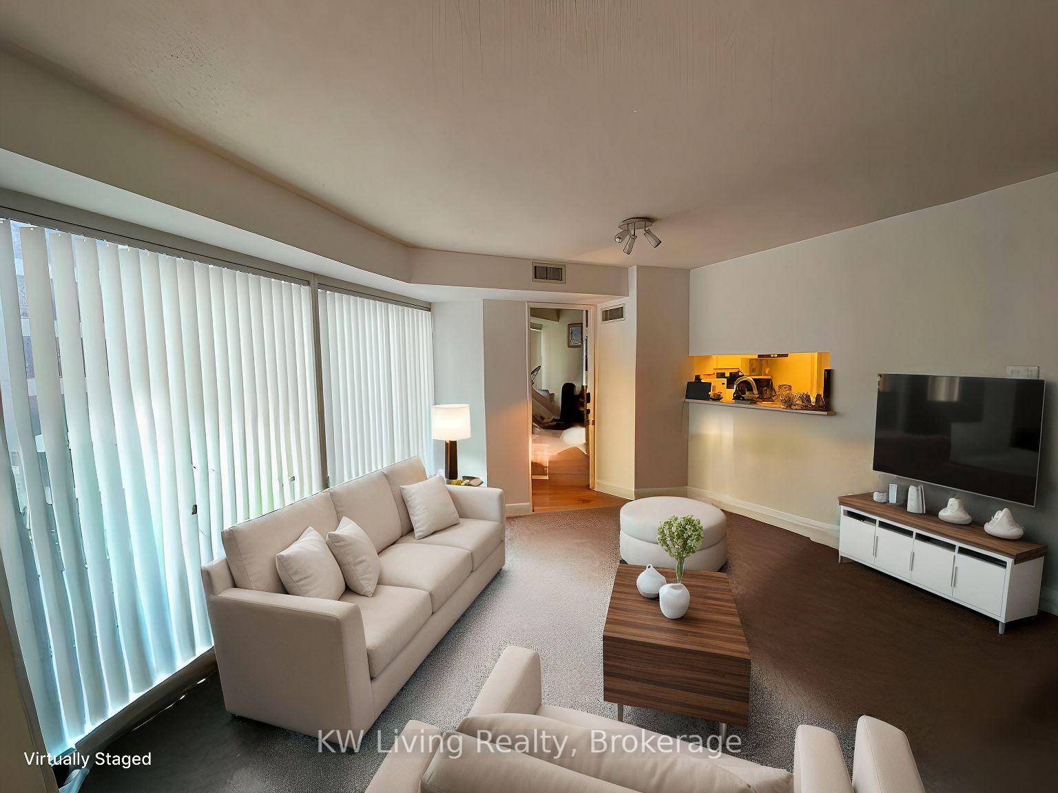 2 Bedrooms Condo at 33 University,  Toronto For sale