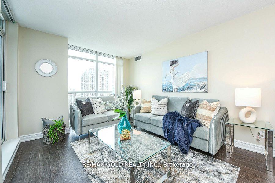 2 Bedrooms Condo at 30 Harrison Garden, Toronto For sale